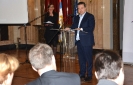 Minister Dacic handed contracts on 49 prefabricated houses for refugees from Croatia and Bosnia
