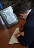Minister Dacic signed the book of condolences on the death of Ambassador Potezica