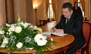 Minister Dacic signed the book of condolences at the Embassy of France