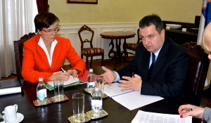 Minister Dacic with the OSCE High Commissioner on National Minorities