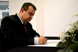 Minister Dacic signed the Book of Condolence at the German Embassy