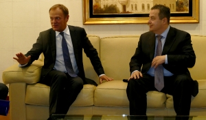 Minister Dacic welcomes Donald Tusk at Belgrade airport