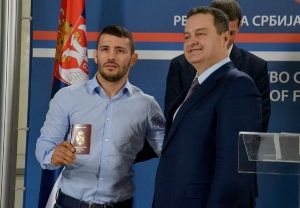 Minister Dacic presented diplomatic passports to athletes