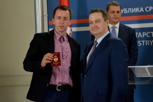 Minister Dacic presented diplomatic passports to athletes