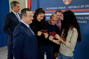 Minister Dacic presented diplomatic passports to athletes