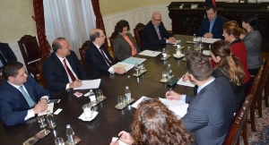 Minister Dacic meets with a delegation of the World Jewish Restitution Organization