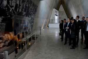 Minister Dacic visit the Yad Vashem