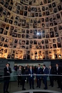 Minister Dacic visit the Yad Vashem