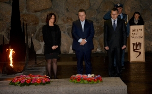 Minister Dacic visit the Yad Vashem