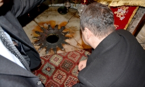 Minister Dacic in the Church of Nativity in Bethlehem