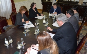 Minister Dacic meets with Karla Hershey