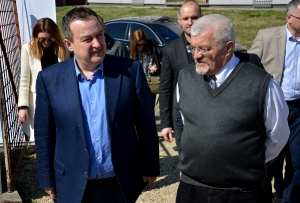 Minister Dacic laid the foundation stone for the construction of apartments for refugees