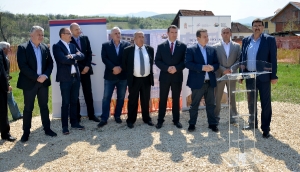 Minister Dacic laid the foundation stone for the construction of housing refugees in Prokuplje