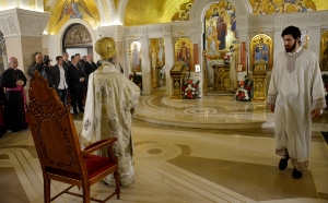 Minister Dacic at the Easter liturgy in the Temple of Saint Sava