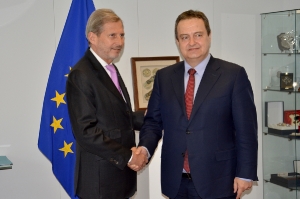 Minister Dacic meets with Johannes Hahn