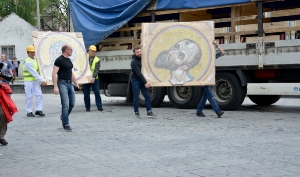 Minister Dacic attended the ceremony marking the first delivery of a mosaic in the Temple of St Sava