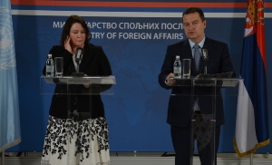 Minister Dacic and Karla Robin Hershey sign agreement