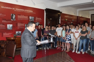 Minister Dacic with students of the First Belgrade High School