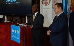 Minister Dacic at the exhibition marking the 70th anniversary of UNICEF’s work in Serbia