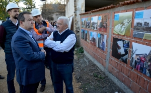 Minister Dacic visited the construction of apartments for refugees in Golubinci