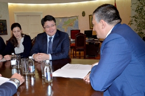 Toncev - H.E. Rustemov