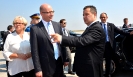 Министар Дачић дочеко премијера Чешке на аеродрому Никола Тесла