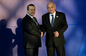 Rukovanje ministra Dačića sa šefovima delegacija