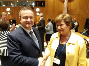 Министар Дачић са директором Светске банке