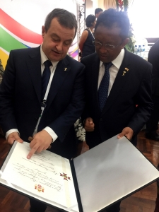 Министар Дачић уручио орден председнику Мадагаскара