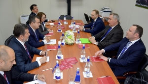 Sastanak ministra Dačića sa Dimitrijem Rogozinom