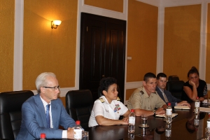 Sastanak ambasadora Filipovića sa admiralom Hauardom