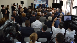Ministar Dačić na konferenciji